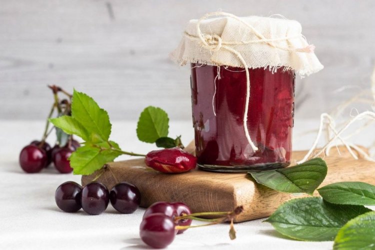 Kirschkonfitüre mit Gelierzucker