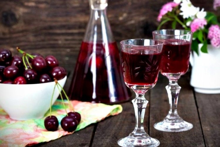 Cherry Liqueur with Alcohol