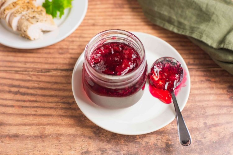 Gooseberry and Raspberry Jelly