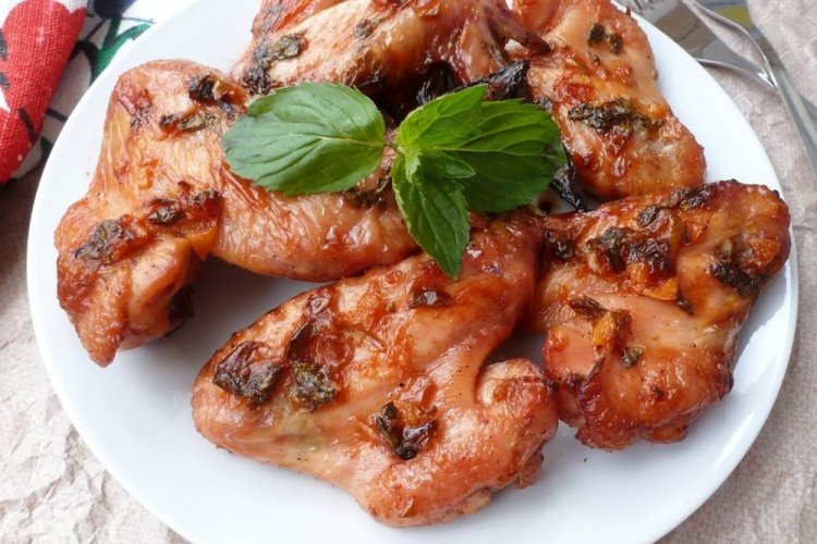 Alitas de pollo en salsa de jengibre a la parrilla