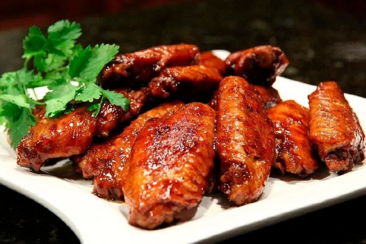 Alitas de pollo picantes a la parrilla