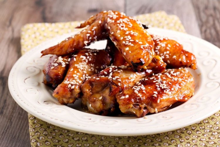 Alitas de pollo teriyaki a la parrilla