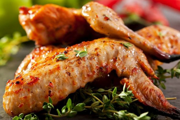 Alitas de pollo en mayonesa a la parrilla