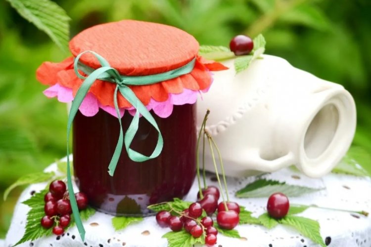 Redcurrant and Cherry Five-Minute Jam