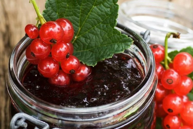 Redcurrant and Blackcurrant Five-Minute Jam