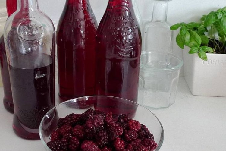 Strawberry and Blackberry Wine