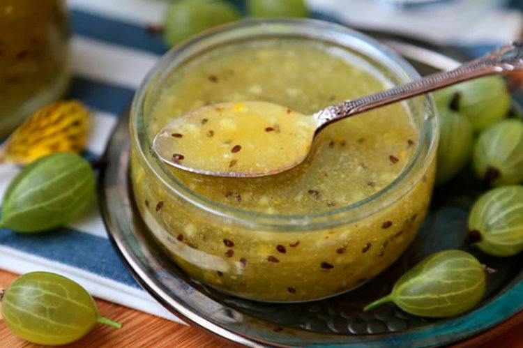 Gooseberry Jam with Banana