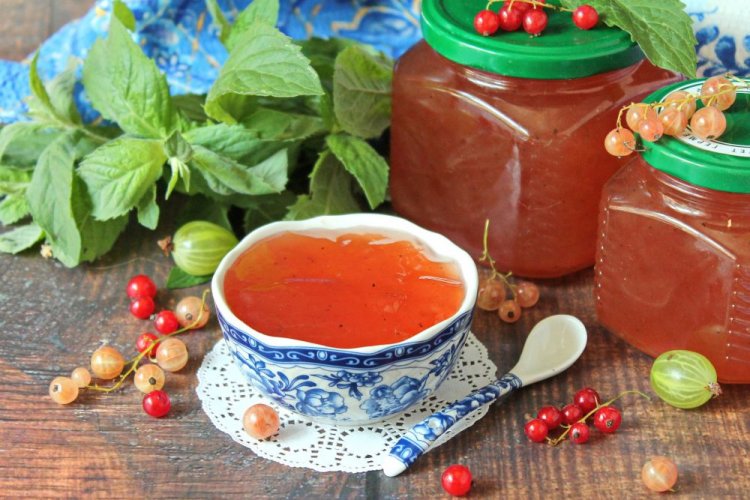 Gooseberry, White, and Red Currant Jam