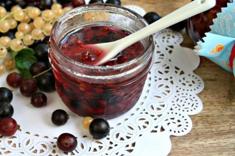 White and Black Currant Jam