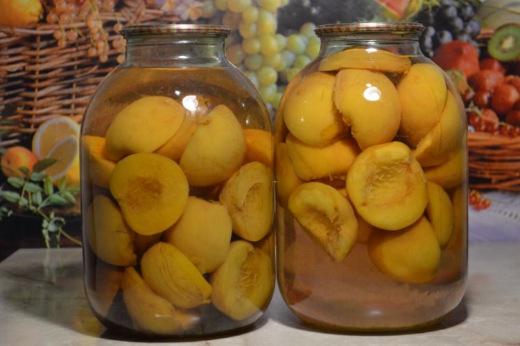Compota de nectarinas con canela y pimienta de Jamaica