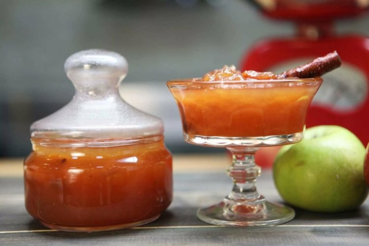 Apple Jam with Lemon and Saffron