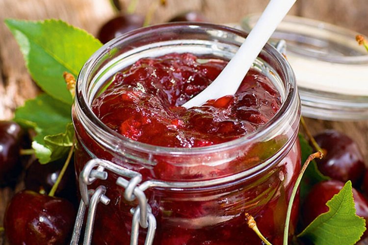 Mermelada de cereza con limón