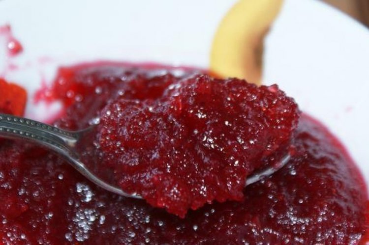 Birnenmus mit Preiselbeeren