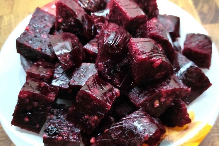Mermelada de grosella negra con nueces