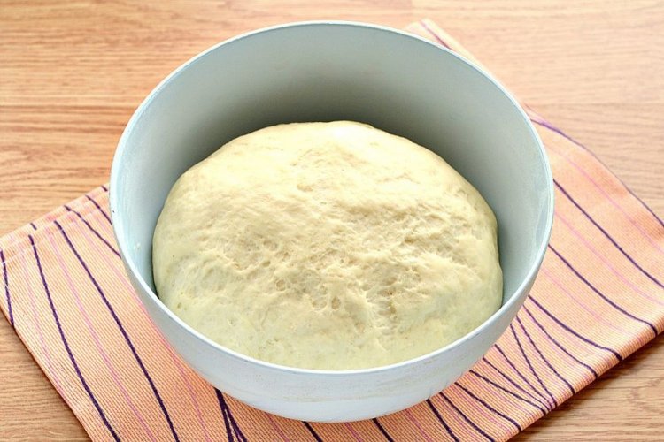 Masa de hojaldre para pizza con levadura