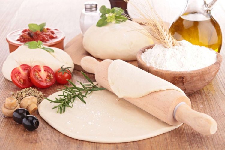 Masa fina de pizza con levadura seca