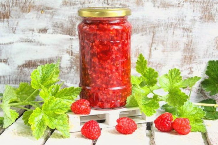 Himbeeren mit Ingwer für den Winter ohne Kochen