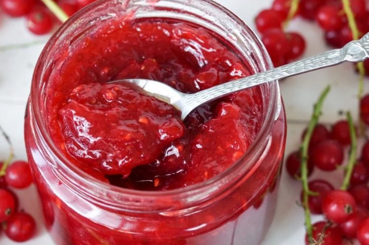Red Currant and Pear Jam