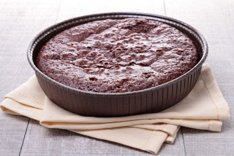 Charlotte de chocolate con cerezas