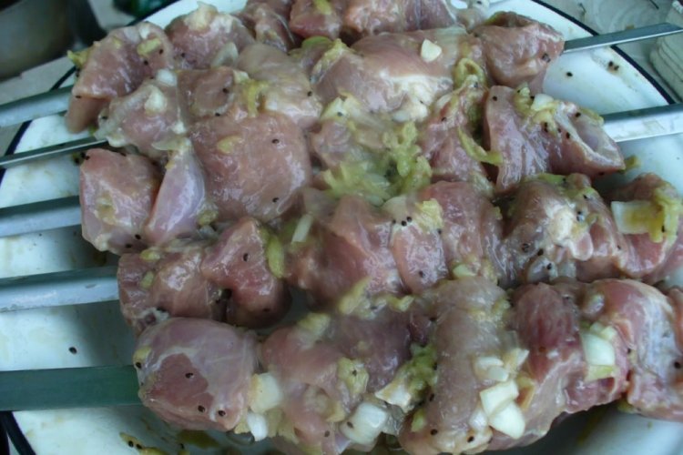 Marinade for Meat with Kiwi