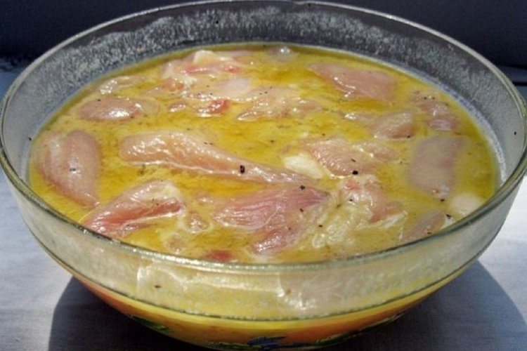 Marinade for Meat with Egg and Mustard