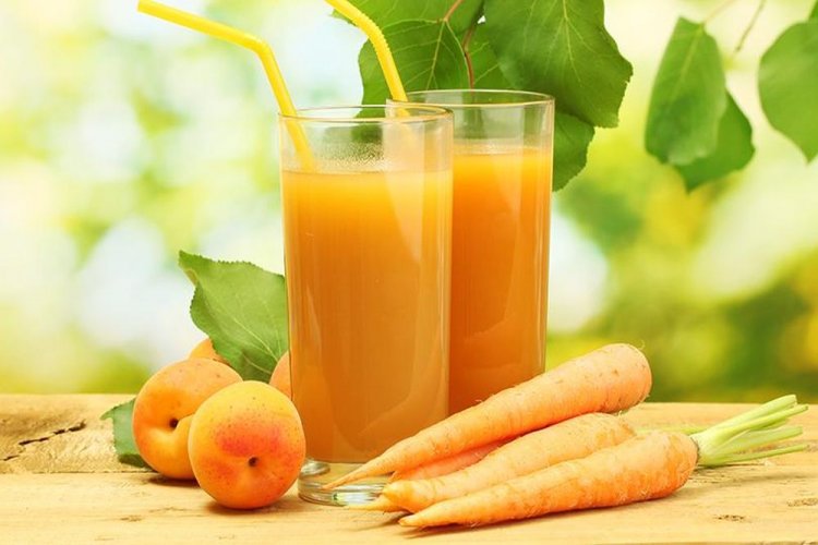 Apricot and Carrot Juice