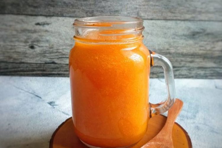 Apricot Juice with Ginger