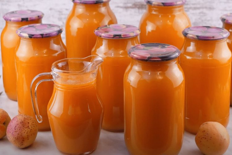 Apricot Juice with Lemon