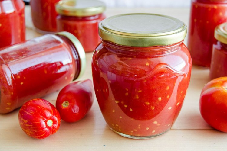Tomaten im eigenen Saft ohne Zucker, Salz und Essig