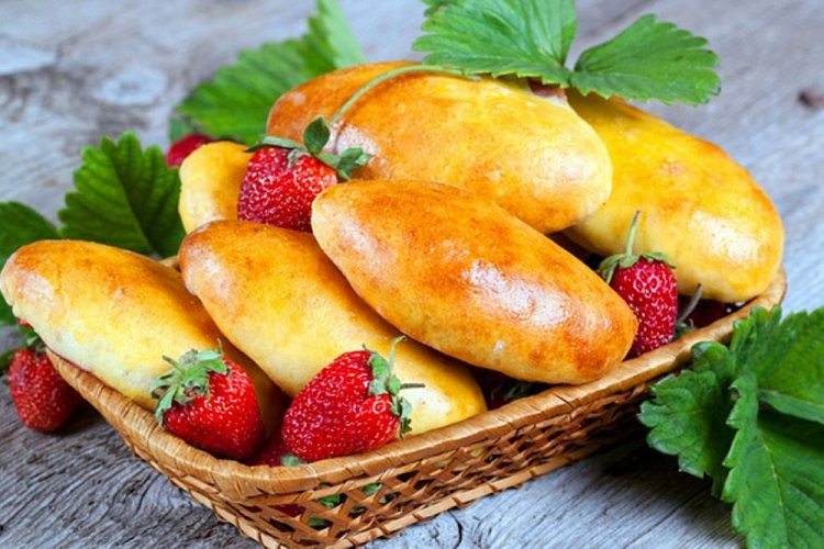 Pasteles de fresa al horno