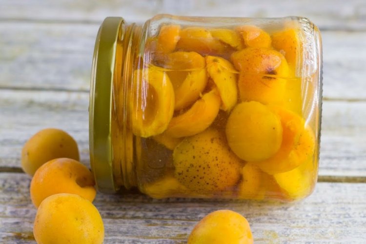 Albaricoques en su propio jugo rápidos