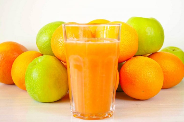 Apple Juice with Oranges for Winter