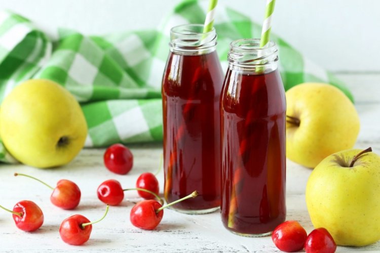 Apple-Cherry Juice for Winter