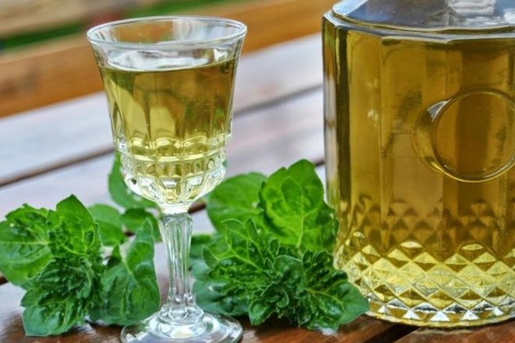 Licor de grosella con vainilla