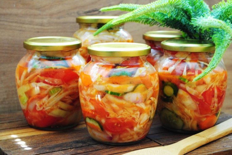 Tomato, Cucumber, and Cabbage Salad for Winter