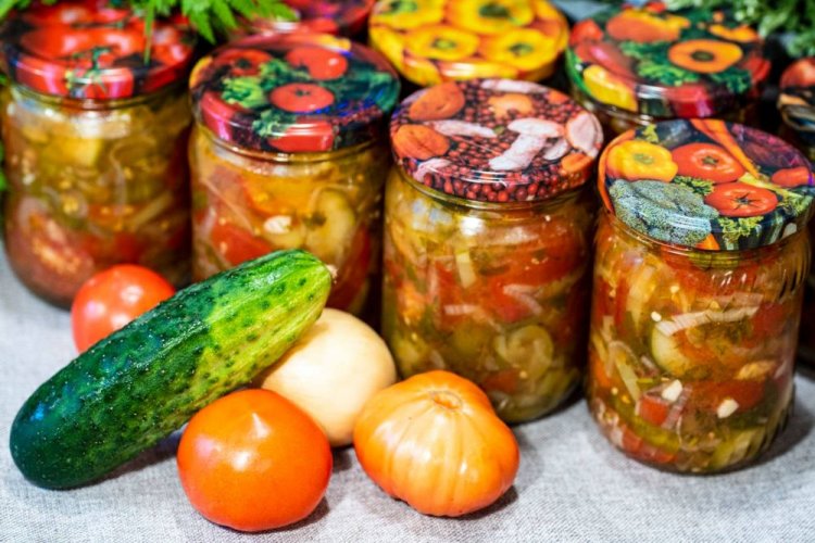 Tomato and Cucumber Salad with Balsamic Vinegar for Winter