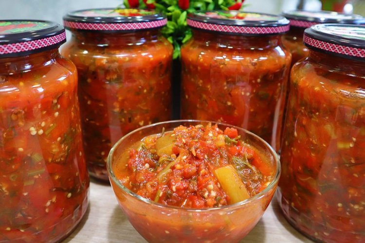 Pisto de calabacín, berenjena y hierbas aromáticas