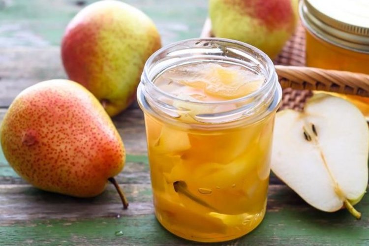 Mermelada de pera con gelatina