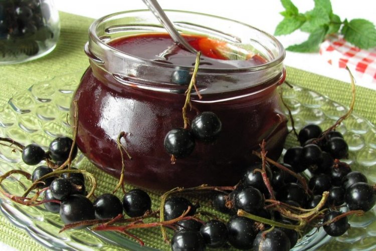 Blackcurrant and Apple Jam