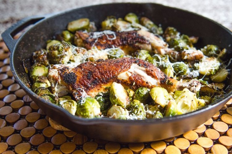Chicken Drumsticks with Brussels Sprouts