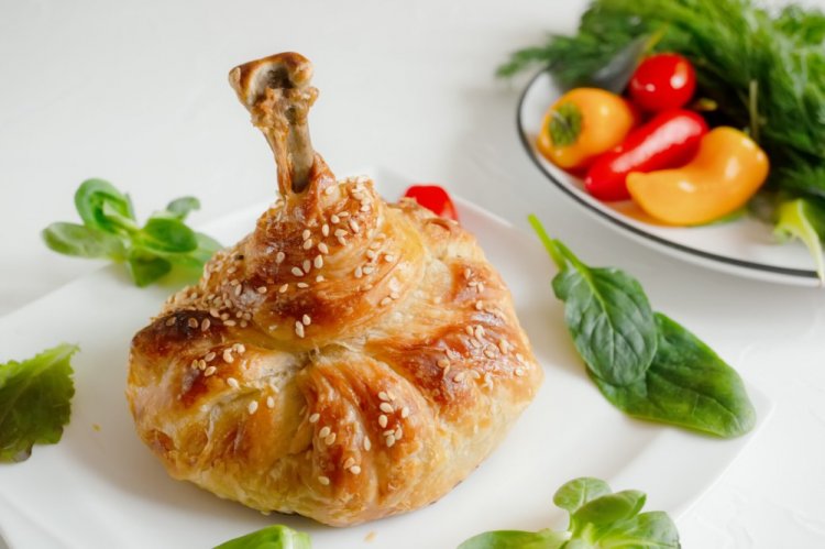 Chicken Drumsticks in Puff Pastry Pockets