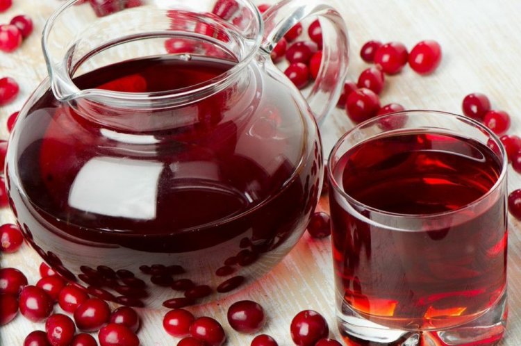 Compota de arándano rojo y frutas de jardín