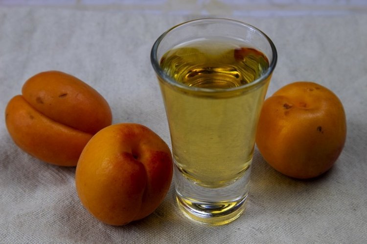 Licor de albaricoque sin azúcar