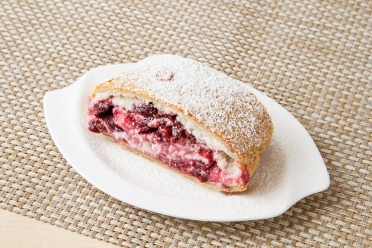 Strudel with Cherries and Cottage Cheese