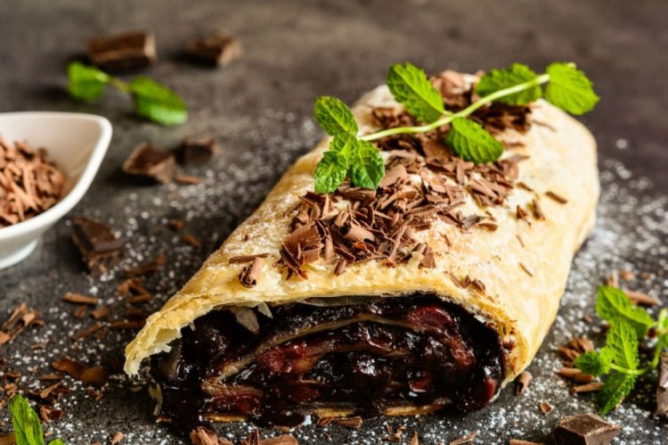 Strudel with Cherries and Chocolate