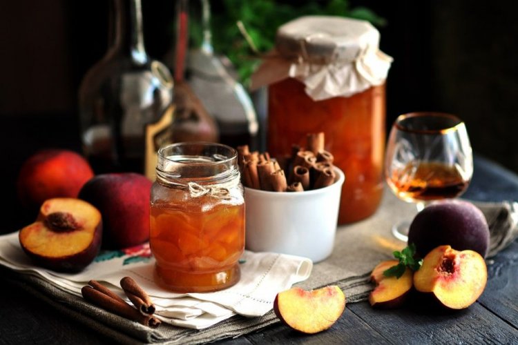 Mermelada de nectarina con canela y coñac