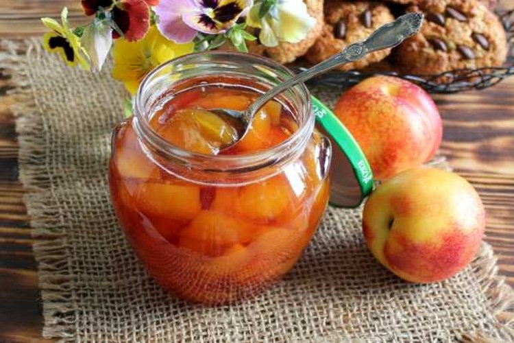 Mermelada de nectarina con zumo de limón