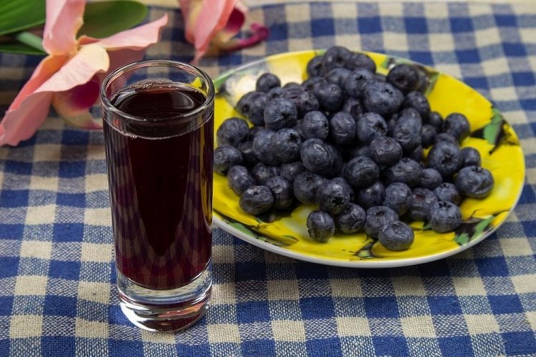 Sugar-Free Blueberry Wine