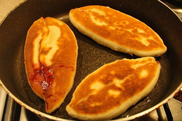 Blueberry Hand Pies with Sour Milk
