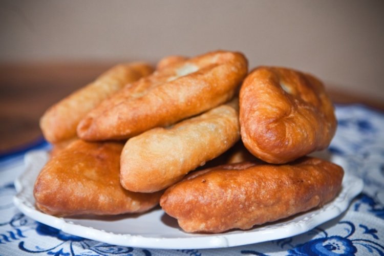 Fried Blueberry Hand Pies with Yogurt